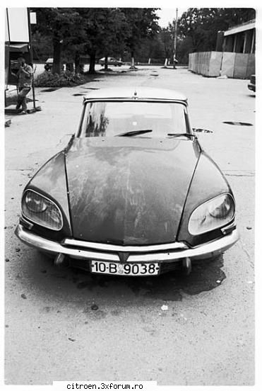 1972 Citroen DS 21 - Inainte sa il aduc. Poza e facuta in Bucuresti in - ID/DS