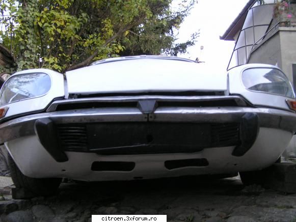 1972 Citroen DS 21 - iar prin cele doua gauri dreptunghiulare aerul - ID/DS